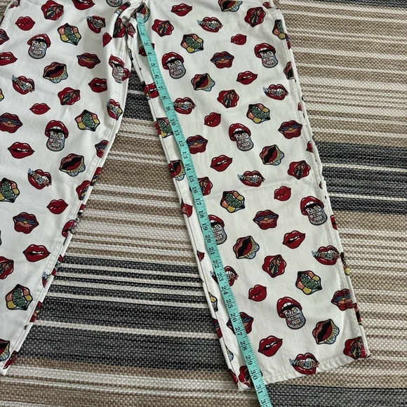 Wrangler Barrel 652 High Rise Jeans Read My Lips Lip Print Cotton Size‎ 31 x 31 - Picture 14 of 16